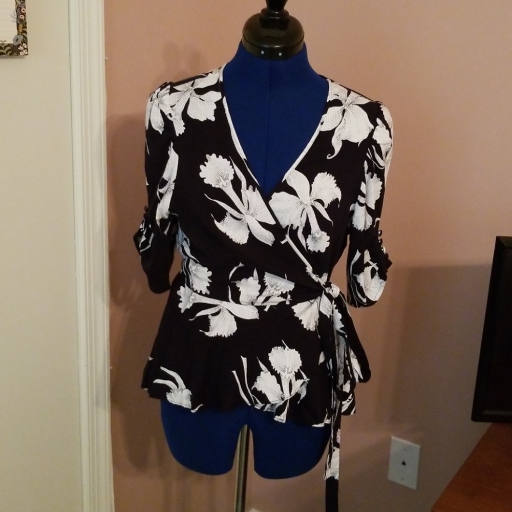 Trashy Diva Navy Floral Peplum Wrap Top